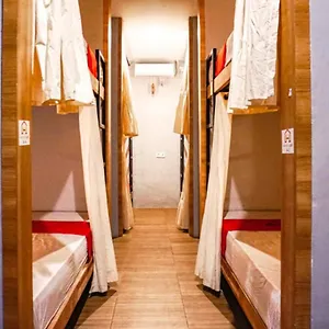 ** Hotel Reddoorz Near Ngurah Rai Airport Kuta Indonesia