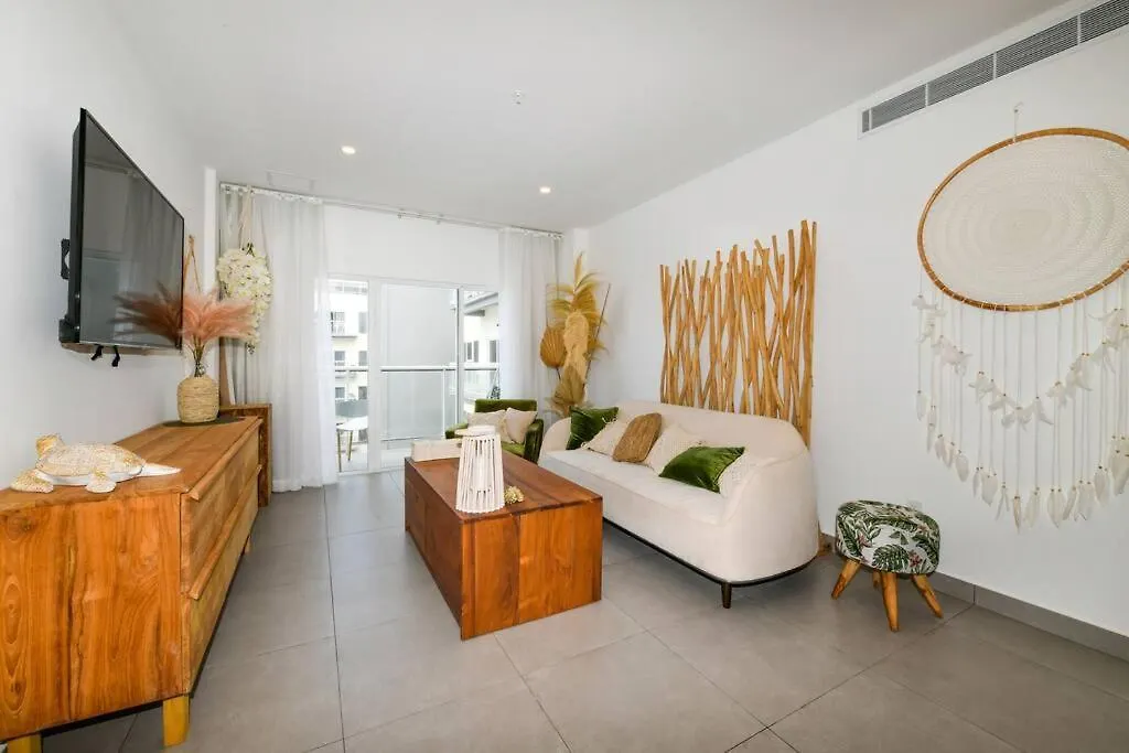 *New* 2Bd 2Bath Apt With Ocean View, Pool, Gym Daire Oranjestad 0*,